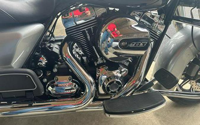 2015 Harley-Davidson Road King®