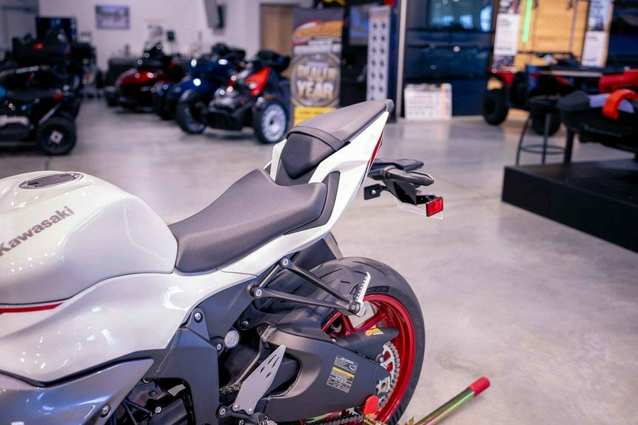 2025 Kawasaki Ninja® ZX™-6R ABS