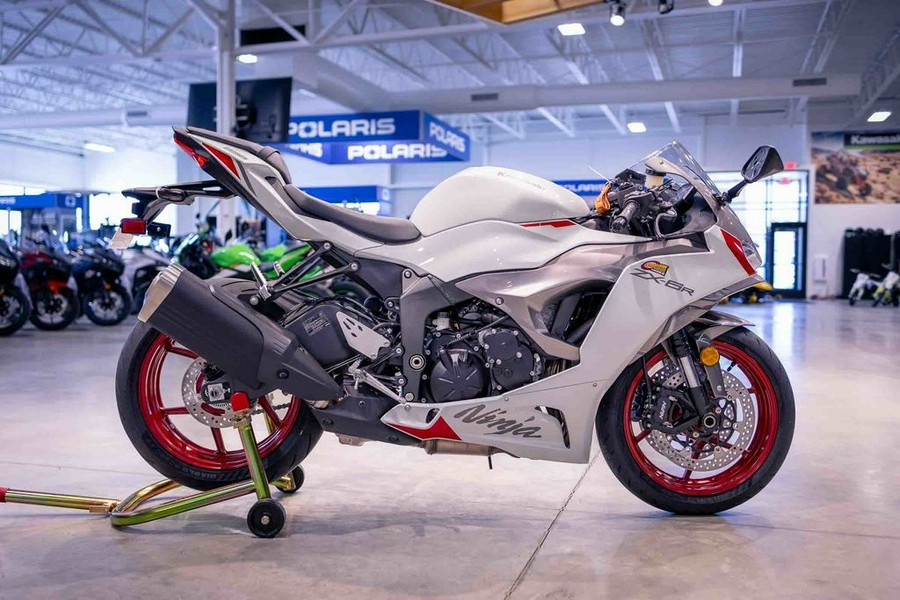 2025 Kawasaki Ninja® ZX™-6R ABS