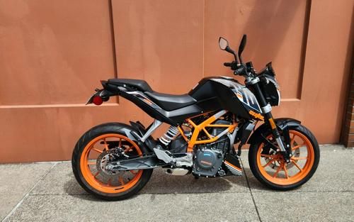 KTM 390 Duke Black