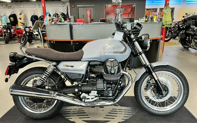 2022 Moto Guzzi V7 Special