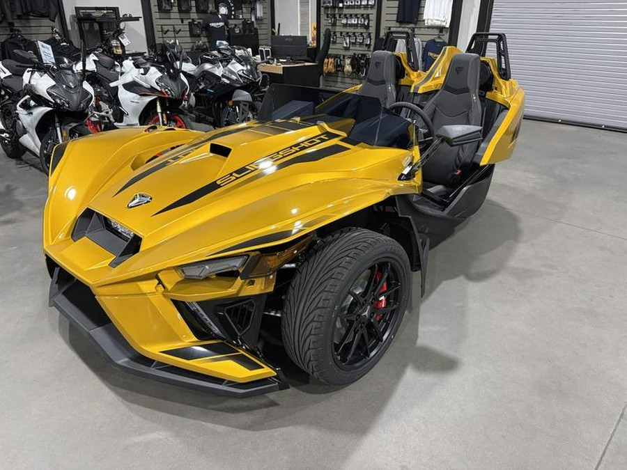 2024 Polaris Slingshot® Slingshot® R AutoDrive Gold Rush