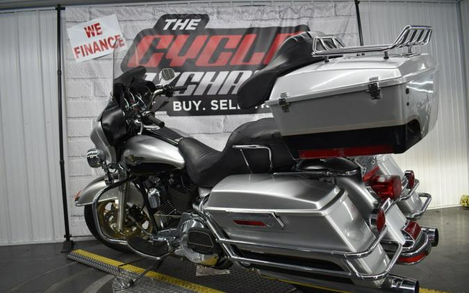 2003 Harley-Davidson FLHTC - Electra Glide Classic *