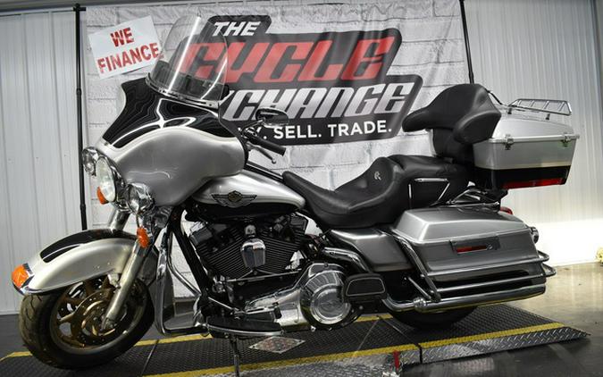 2003 Harley-Davidson FLHTC - Electra Glide Classic *