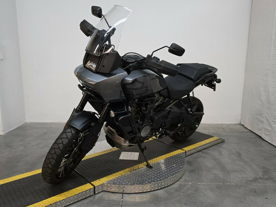 RA1250S 2022 Pan America™ 1250 Special