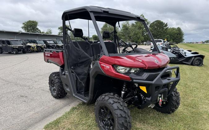 2024 Can-Am® Defender XT HD10