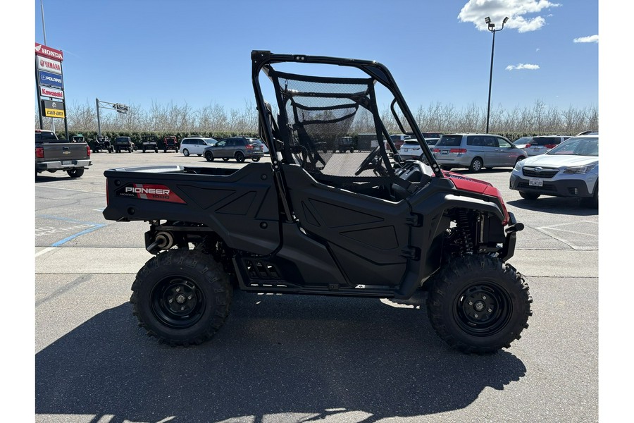 2025 Honda Pioneer 1000