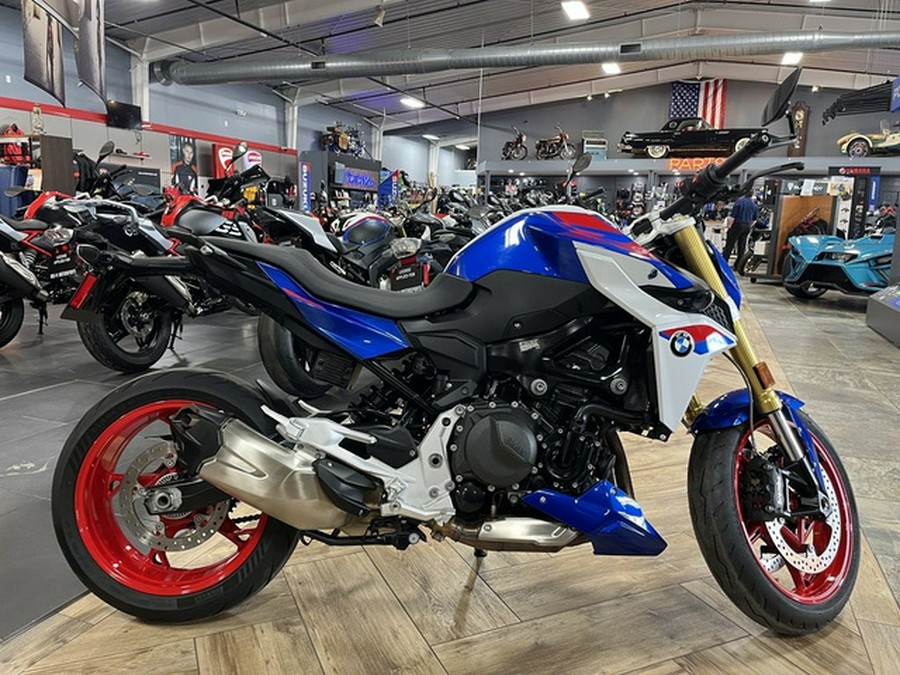 2025 BMW F 900 R Sport