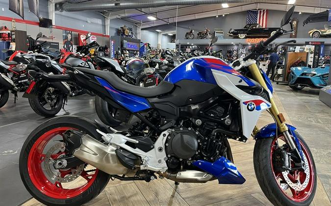 2025 BMW F 900 R Sport