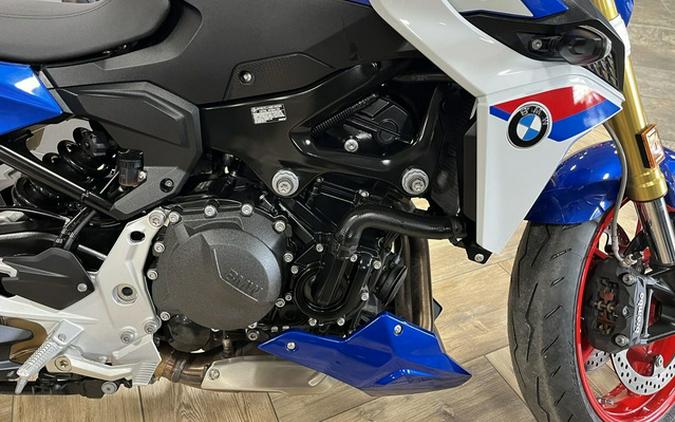 2025 BMW F 900 R Sport