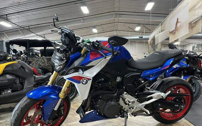 2025 BMW F 900 R Sport