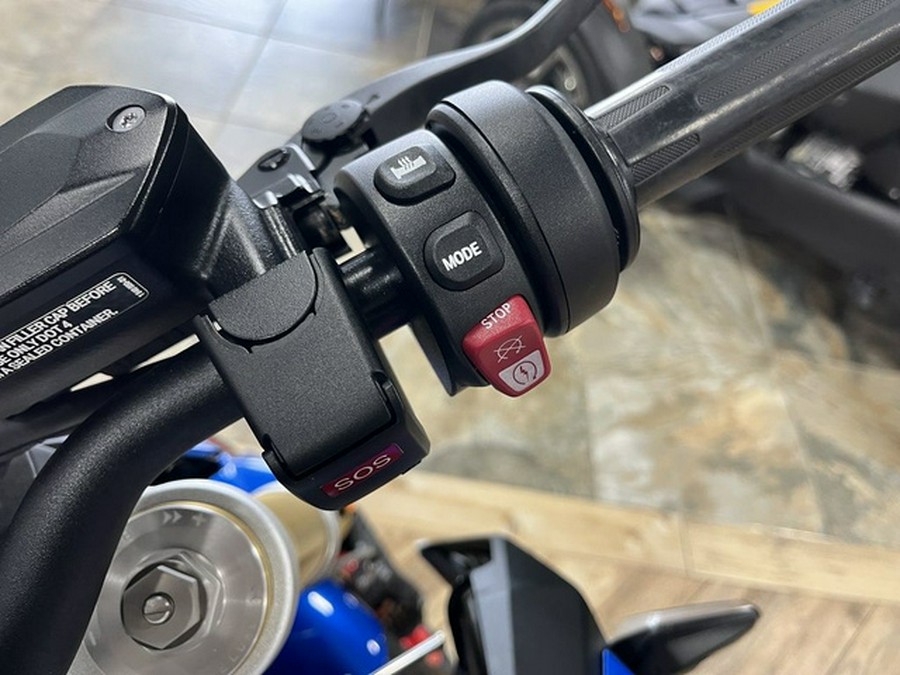 2025 BMW F 900 R Sport