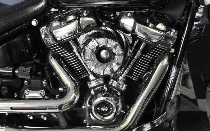 2022 Harley-Davidson Fat Bob 114 Vivid Black FLFBS