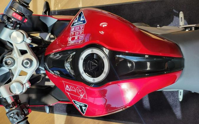2025 Triumph Daytona 660 Carnival Red/Sapphire Black
