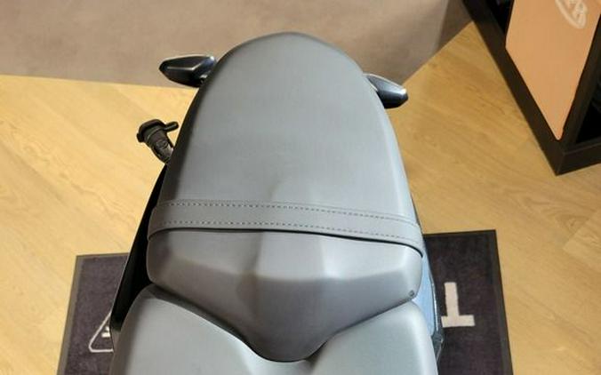 2025 Triumph Daytona 660 Carnival Red/Sapphire Black