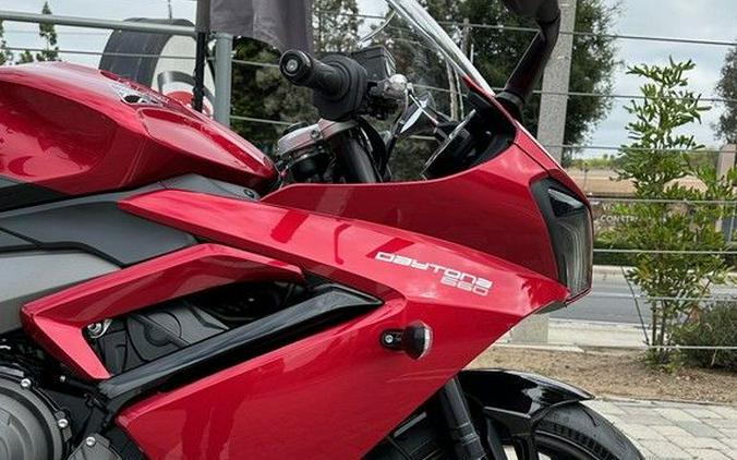 2025 Triumph Daytona 660 Carnival Red/Sapphire Black