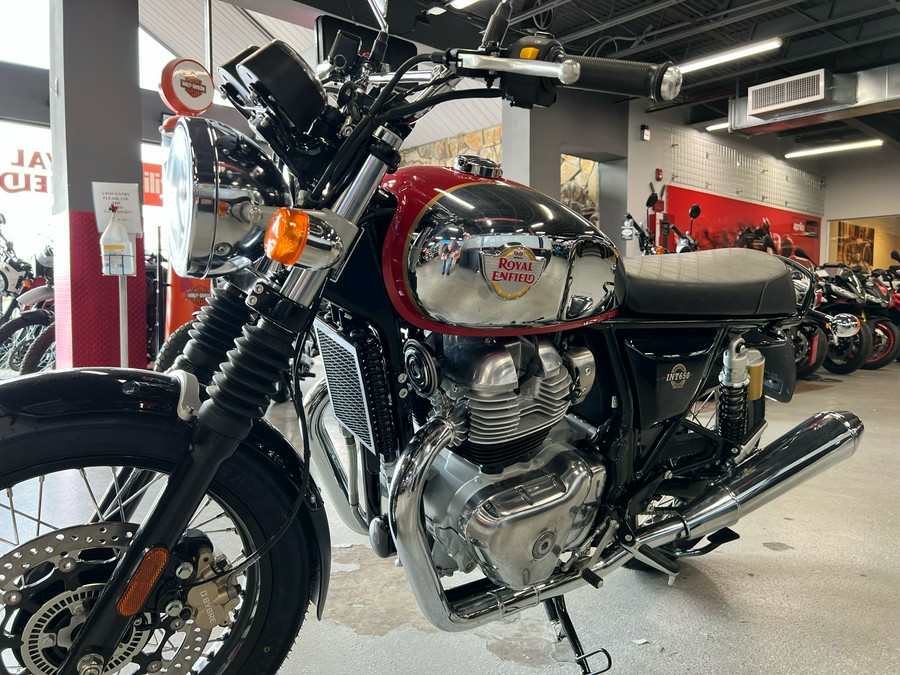 2022 Royal Enfield INT650