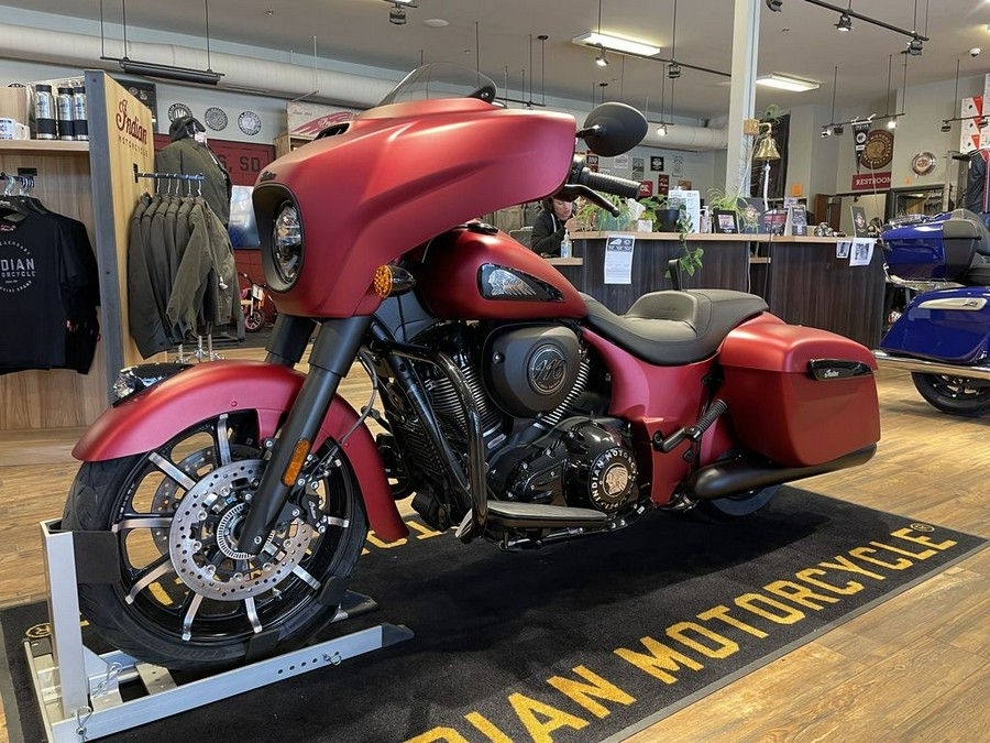 2024 Indian Motorcycle® Chieftain® Dark Horse® Sunset Red Smoke