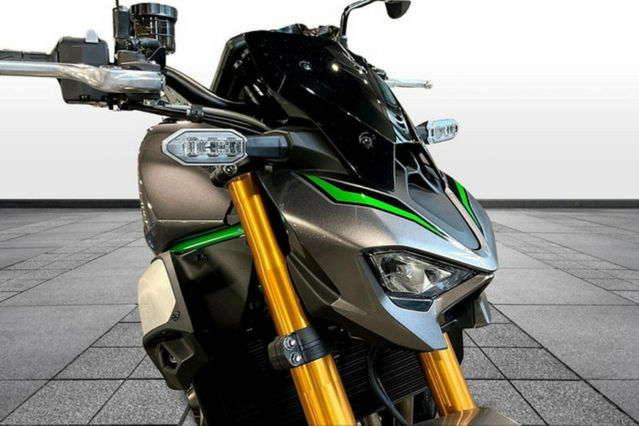 2025 Kawasaki Z900 SE ABS