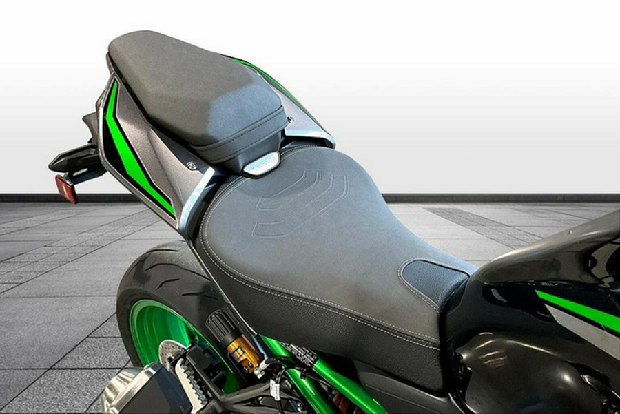 2025 Kawasaki Z900 SE ABS