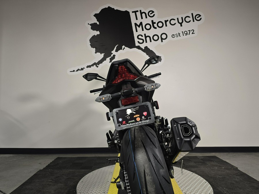 2026 Kawasaki Z1100 SE ABS