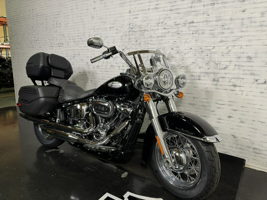 2024 Harley-Davidson® Heritage Classic