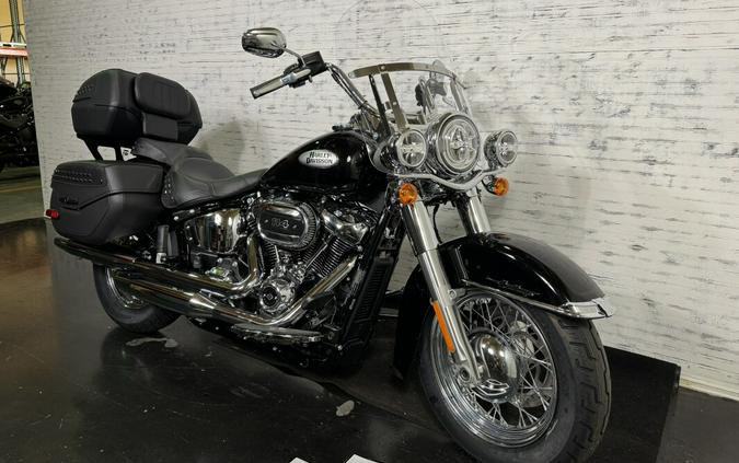 2024 Harley-Davidson® Heritage Classic