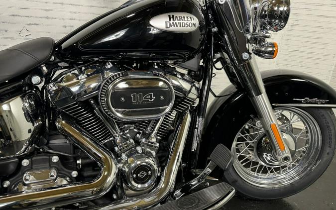 2024 Harley-Davidson® Heritage Classic