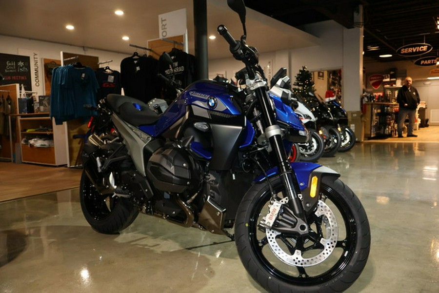 2026 BMW R 1300 R Exclusive