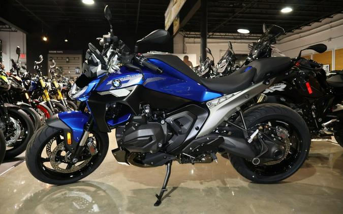 2026 BMW R 1300 R Exclusive
