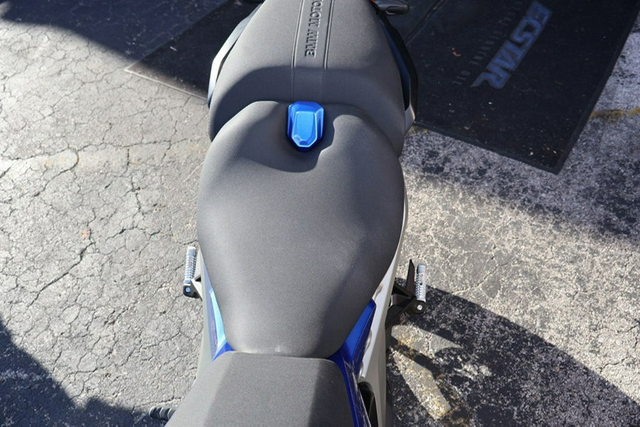 2026 BMW R 1300 R Exclusive