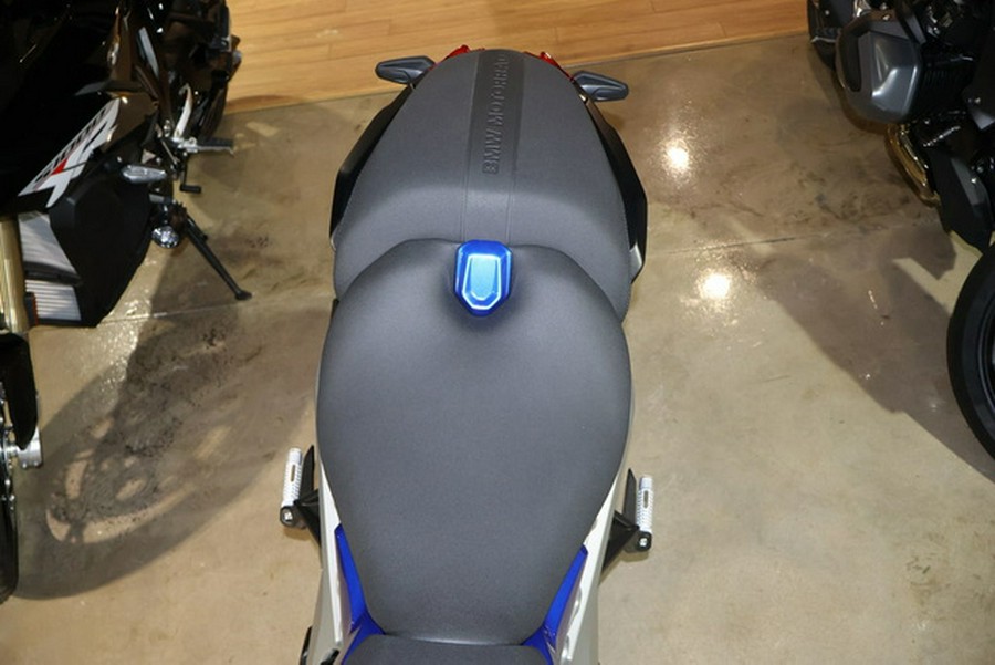 2026 BMW R 1300 R Exclusive