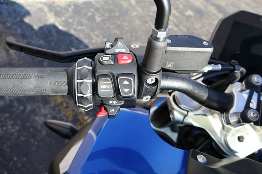 2026 BMW R 1300 R Exclusive