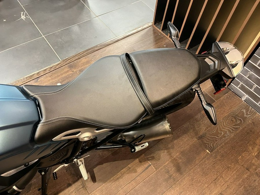 2021 BMW R nineT Pure Teal Blue Metallic Matte