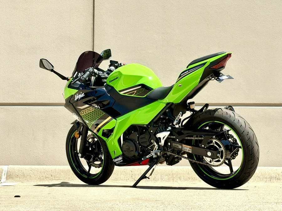 2020 Kawasaki Ninja 400 ABS KRT Edition