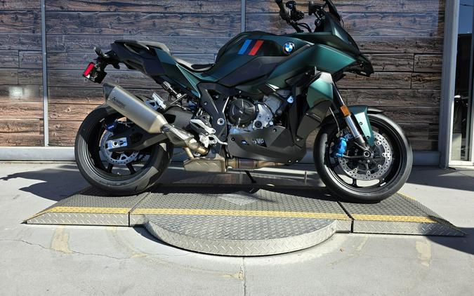 2026 BMW M 1000 XR