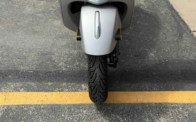 2027 Vespa GTS 310