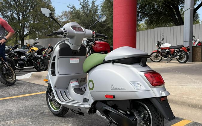 2027 Vespa GTS 310
