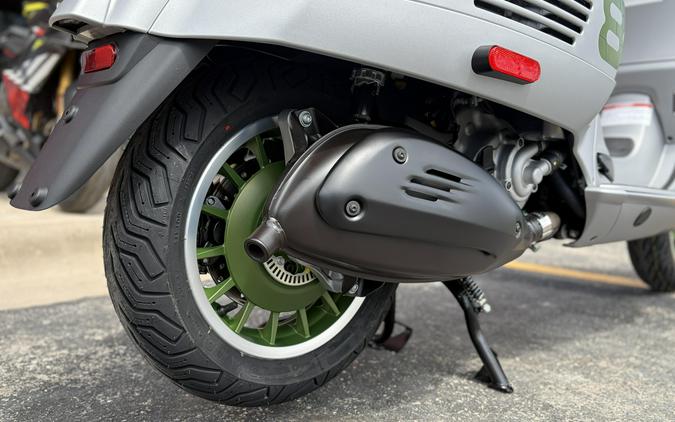 2027 Vespa GTS 310