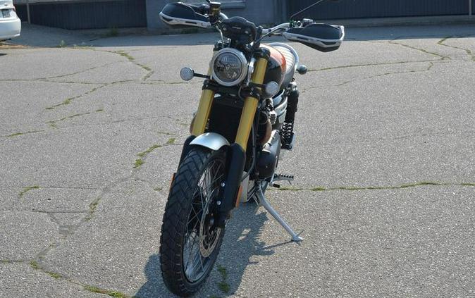 2024 Triumph Scrambler 1200 XE Baja Orange / Phantom Black