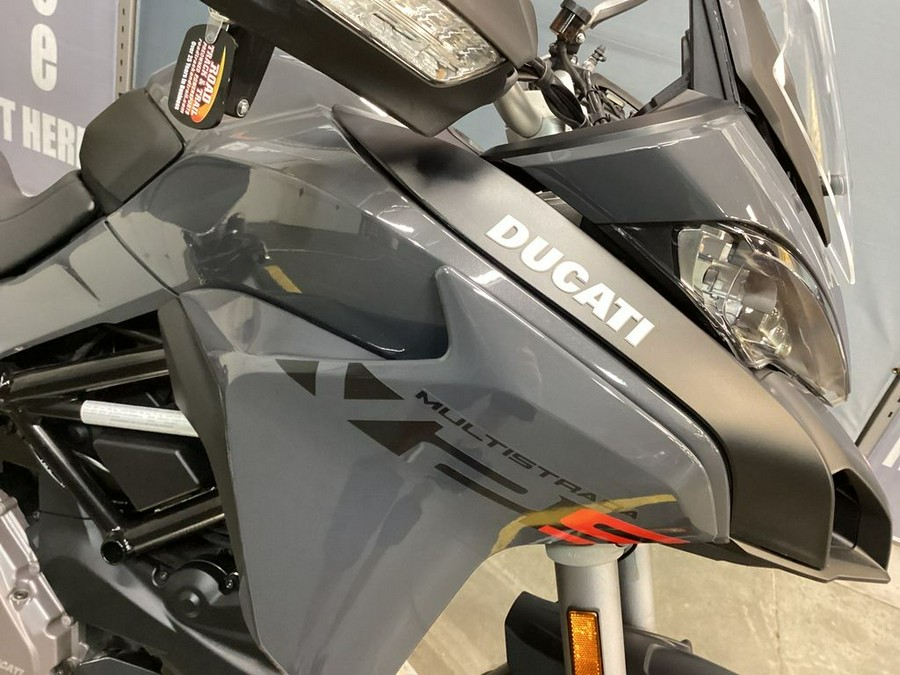 2023 Ducati Multistrada V2 S Thrilling Black & Street Grey