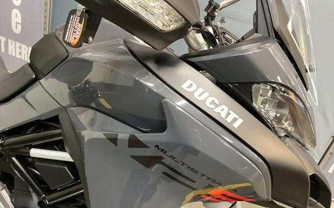 2023 Ducati Multistrada V2 S Thrilling Black & Street Grey