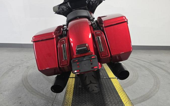 2025 Harley-Davidson® FLHX - Street Glide®