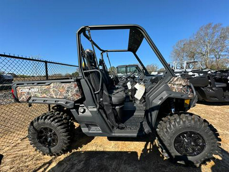 2024 Can-Am Defender X MR HD10