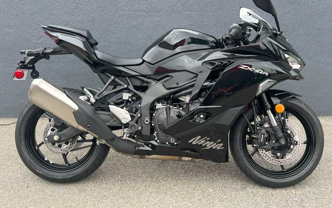 2024 Kawasaki Ninja ZX-4R First Look [Fast Facts]