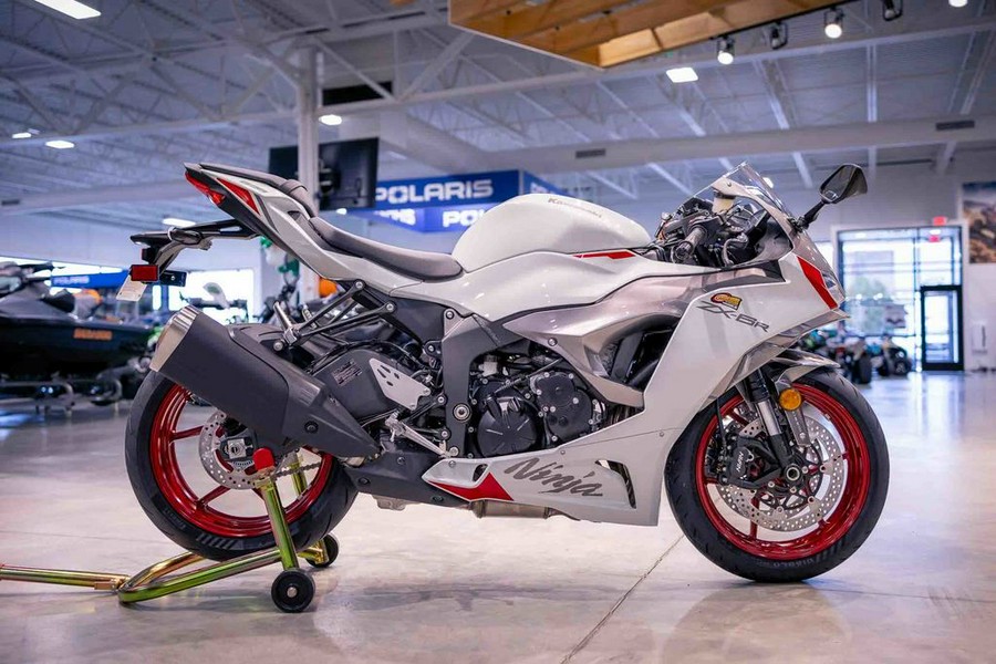 2025 Kawasaki Ninja® ZX™-6R ABS