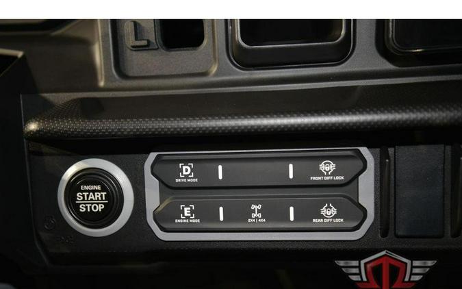 2026 Can-Am Defender MAX XT HD11 With 10.25 in. Infotainment