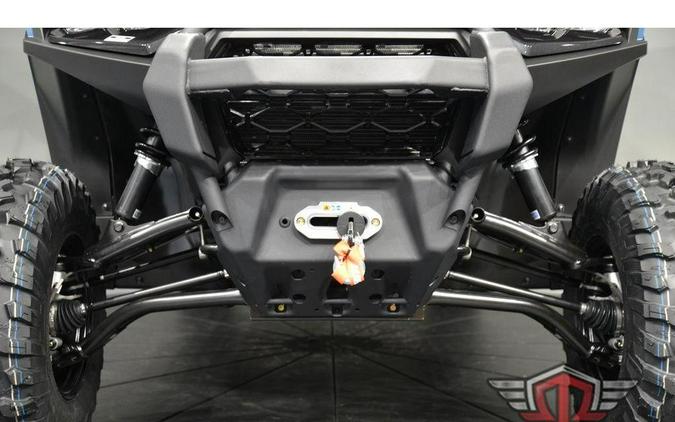 2026 Can-Am Defender MAX XT HD11 With 10.25 in. Infotainment
