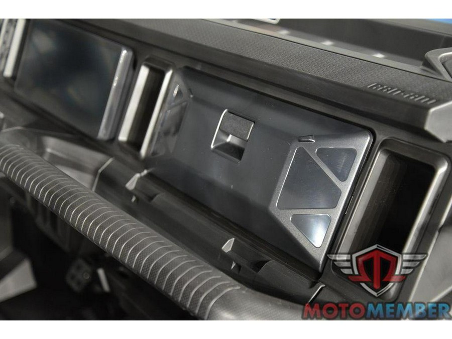 2026 Can-Am Defender MAX XT HD11 With 10.25 in. Infotainment