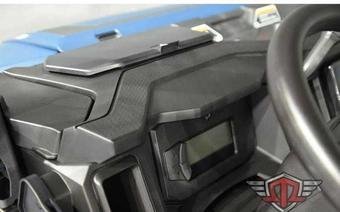 2026 Can-Am Defender MAX XT HD11 With 10.25 in. Infotainment
